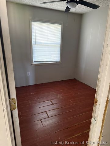 2336 Tupelo Drive, Clarksville, IN 47129