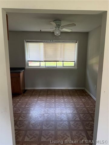 2336 Tupelo Drive, Clarksville, IN 47129