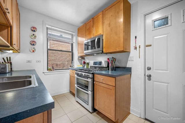 1536 W Fargo Avenue 1S, Chicago, IL 60626