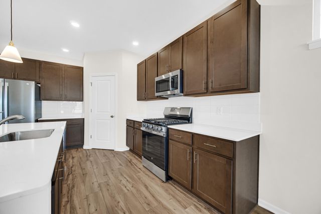 5146 Sedona Circle, Schererville, IN 46375