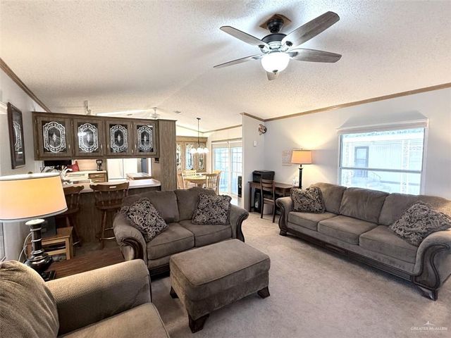 201 Hub Drive, Mission, TX 78574