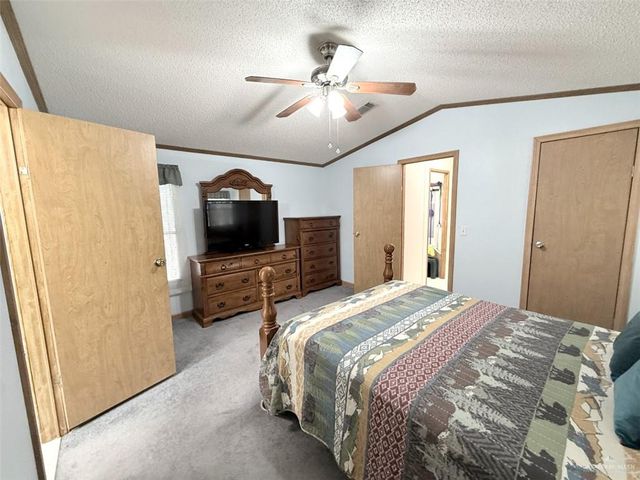 201 Hub Drive, Mission, TX 78574