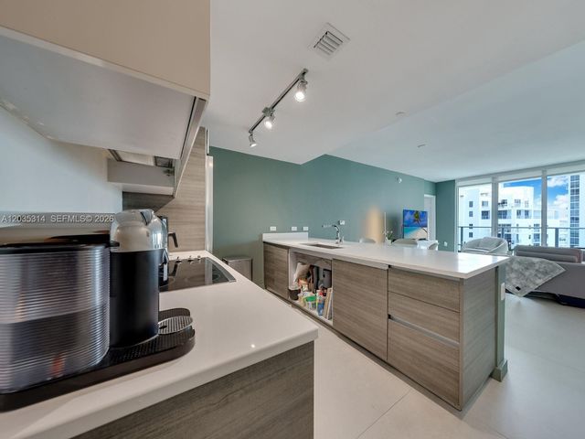 1100 S Miami Avenue 3411, Miami, FL 33130