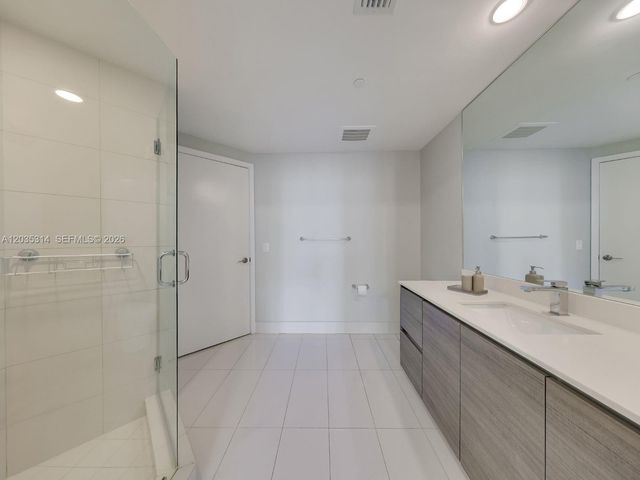 1100 S Miami Avenue 3411, Miami, FL 33130