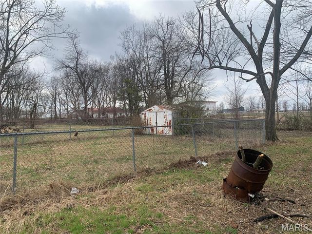 205 N Maple Street, Bragg City, MO 63827