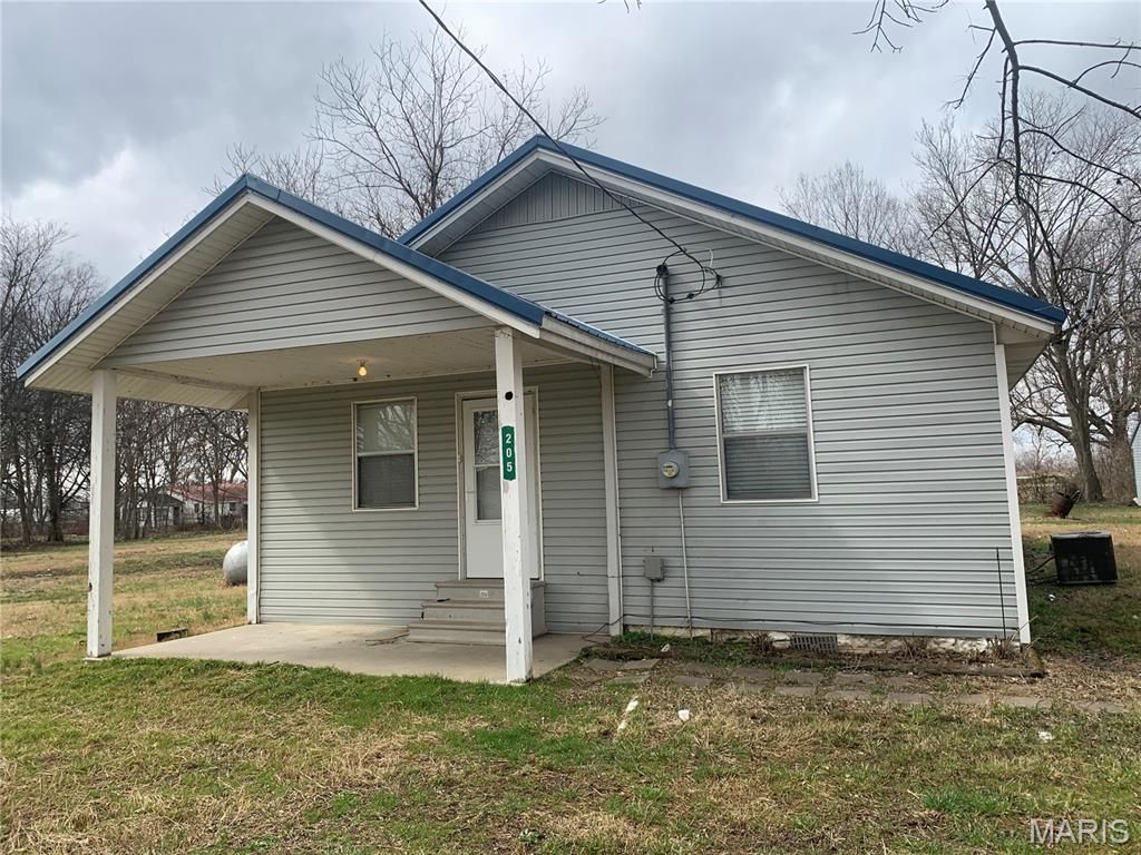 205 N Maple Street, Bragg City, MO 63827