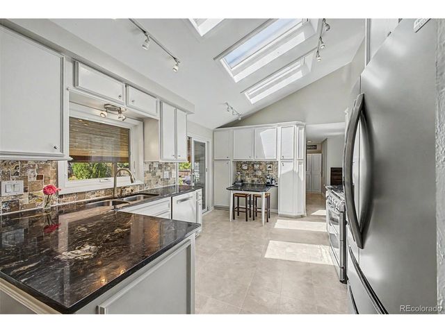 99 S Holland St, Lakewood, CO 80226