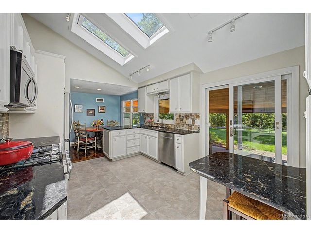 99 S Holland St, Lakewood, CO 80226
