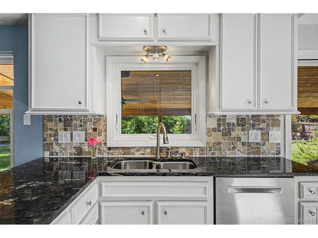 99 S Holland St, Lakewood, CO 80226