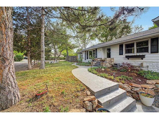 99 S Holland St, Lakewood, CO 80226