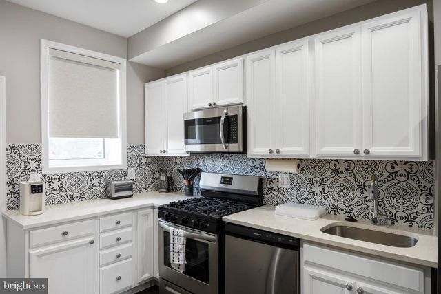 1745 E OLIVER ST, Baltimore, MD 21213
