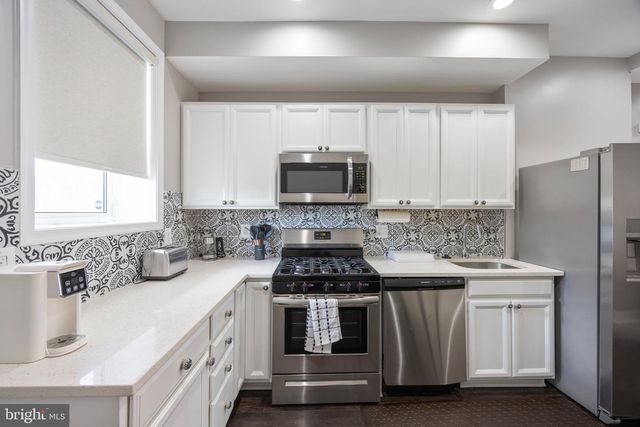1745 E OLIVER ST, Baltimore, MD 21213