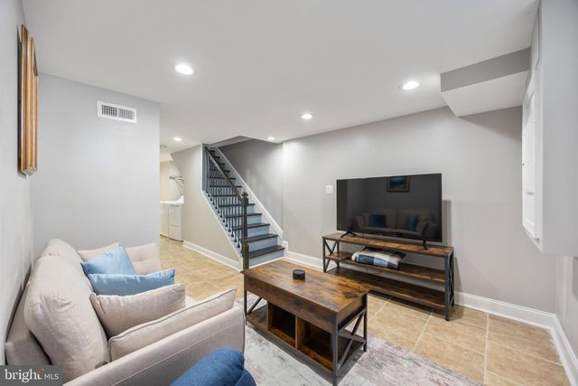 1745 E OLIVER ST, Baltimore, MD 21213