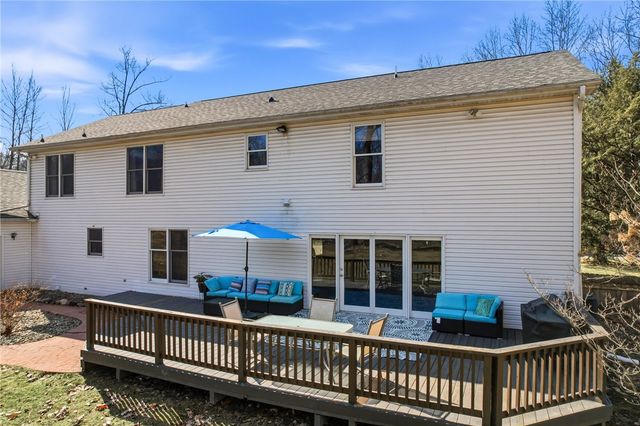 3036 Baywoods Dr, South Pymatuning Twp, PA 16150