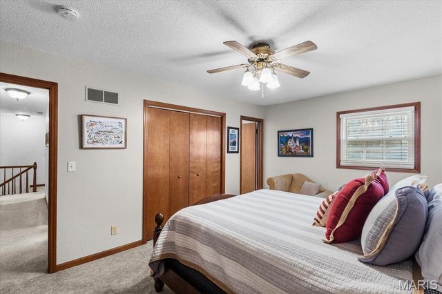 504 Crestwood Drive, Swansea, IL 62226