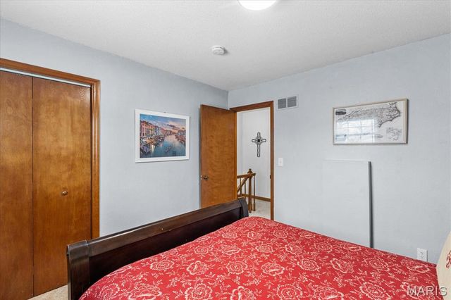 504 Crestwood Drive, Swansea, IL 62226