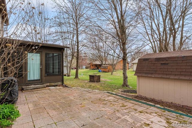 504 Crestwood Drive, Swansea, IL 62226