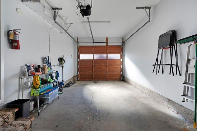 1311 Prentice Dr, Healdsburg, CA 95448