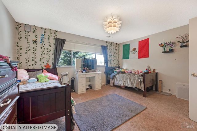 1311 Prentice Dr, Healdsburg, CA 95448