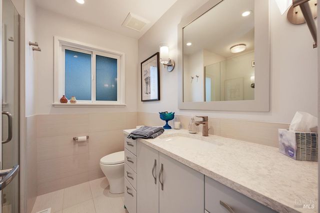 1311 Prentice Dr, Healdsburg, CA 95448