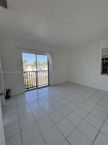 8425 Harding Ave 5, Miami Beach, FL 33141