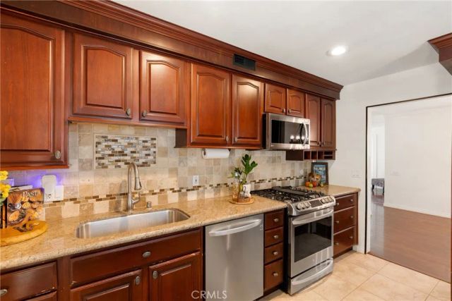 28452 Lorente, Mission Viejo, CA 92692