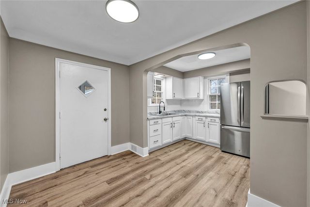 19315 Gladstone Road, Warrensville Heights, OH 44122