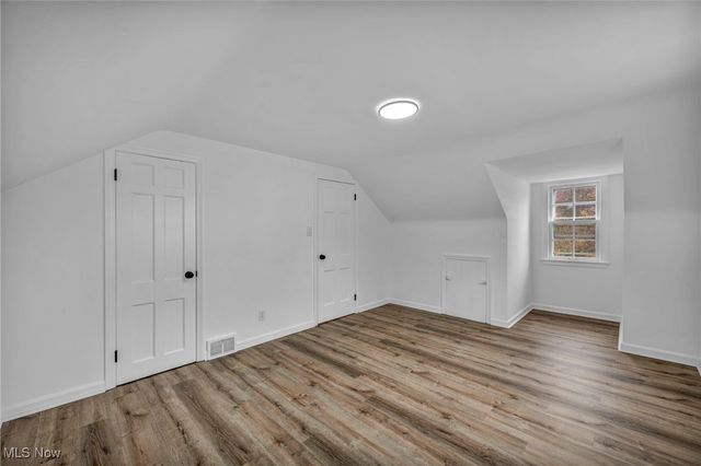 19315 Gladstone Road, Warrensville Heights, OH 44122