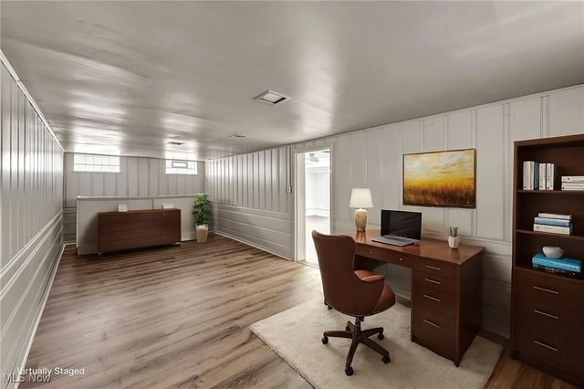 19315 Gladstone Road, Warrensville Heights, OH 44122