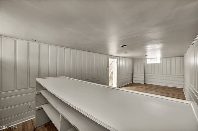 19315 Gladstone Road, Warrensville Heights, OH 44122