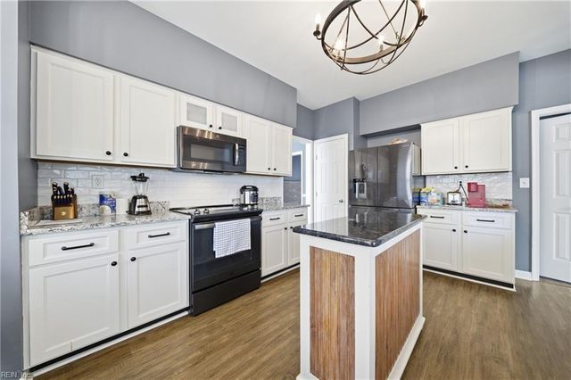 705 Water Hickory CT, Chesapeake, VA 23320