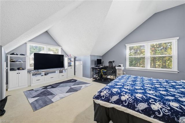 705 Water Hickory CT, Chesapeake, VA 23320