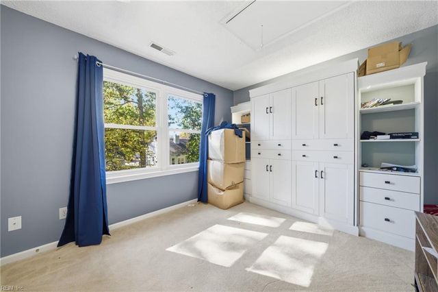 705 Water Hickory CT, Chesapeake, VA 23320