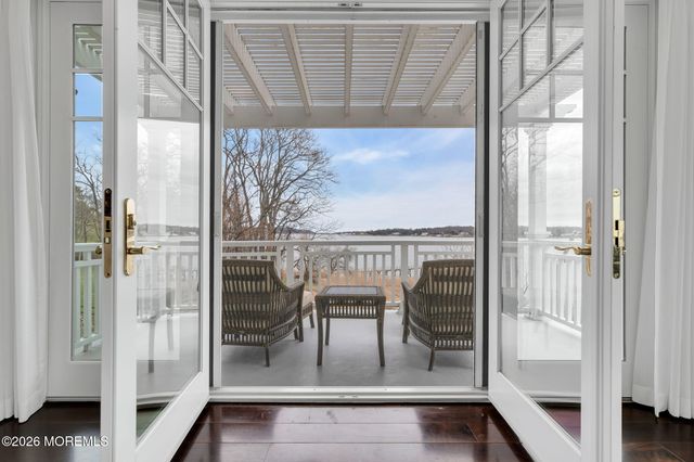 734 Navesink River Road, Red Bank, NJ 07701