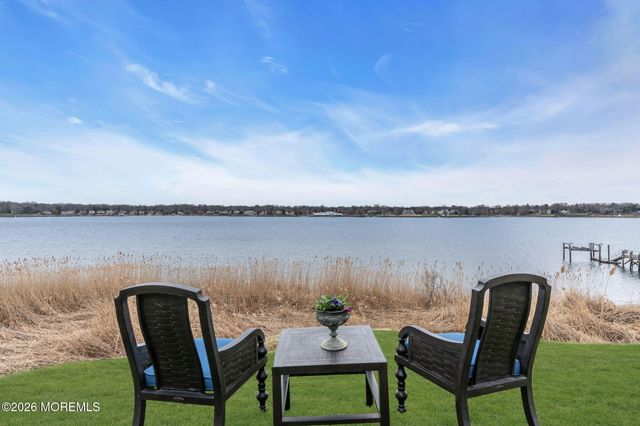 734 Navesink River Road, Red Bank, NJ 07701