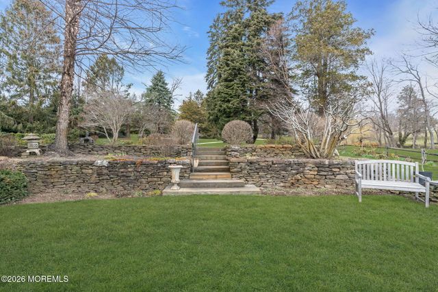 734 Navesink River Road, Red Bank, NJ 07701