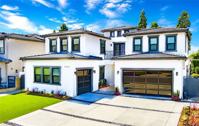 17777 Joshua Cir, Fountain Valley, CA 92708