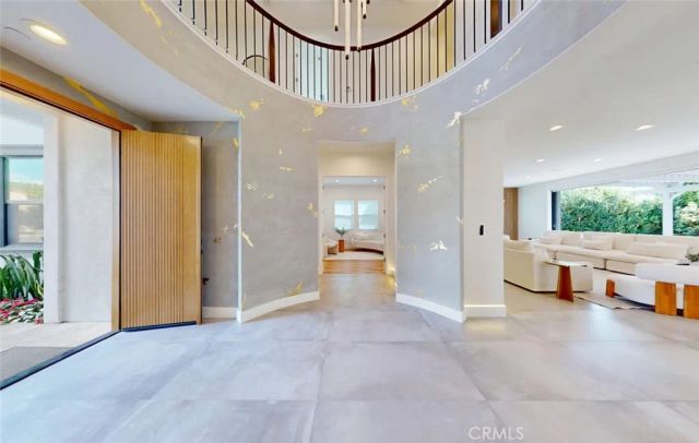 17777 Joshua Cir, Fountain Valley, CA 92708
