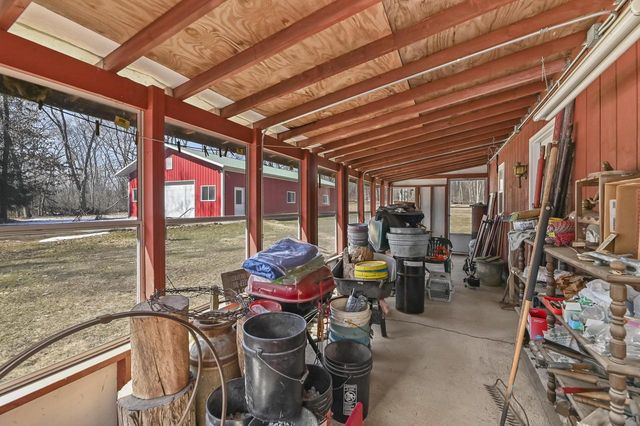 5355 Northwest HIGHWAY, Waterford, WI 53185
