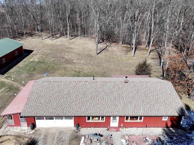 5355 Northwest HIGHWAY, Waterford, WI 53185
