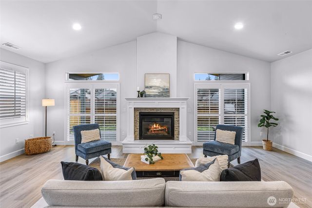 1412 Woods Point Loop, Ferndale, WA 98248