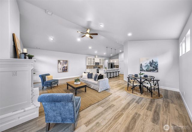 1412 Woods Point Loop, Ferndale, WA 98248