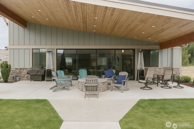 1412 Woods Point Loop, Ferndale, WA 98248