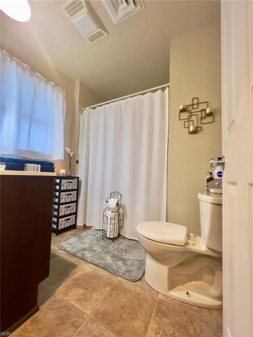 109 Brandon LN, Franklin, VA 23851