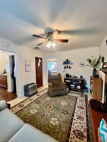 109 Brandon LN, Franklin, VA 23851