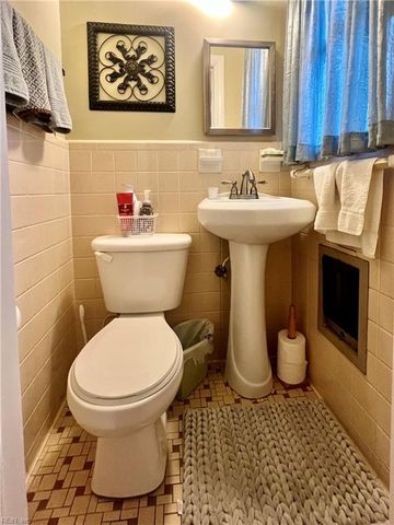 109 Brandon LN, Franklin, VA 23851
