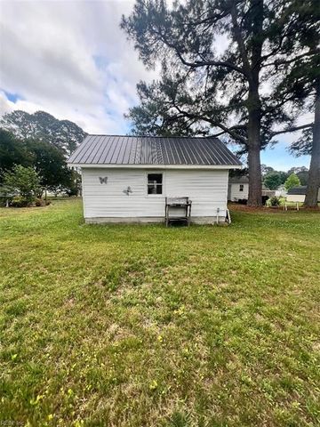 109 Brandon LN, Franklin, VA 23851