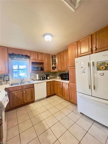 109 Brandon LN, Franklin, VA 23851