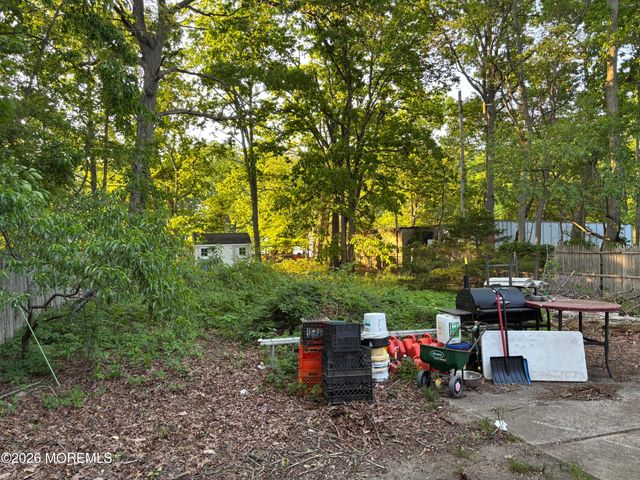 15 E 1st Street, Howell, NJ 07731