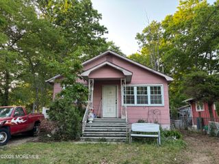 15 E 1st Street, Howell, NJ 07731